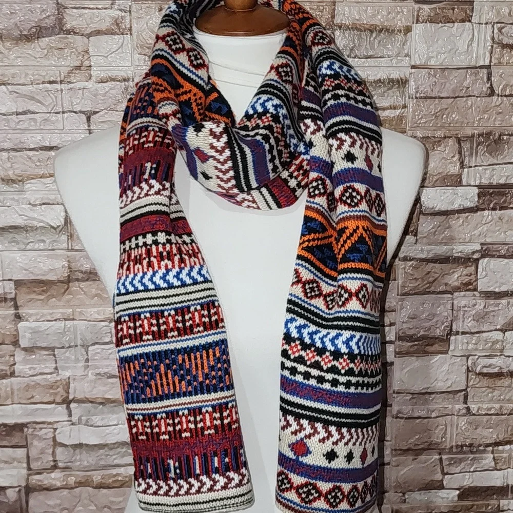 Club Room Colorful Geometric Knit Scarf Brand New